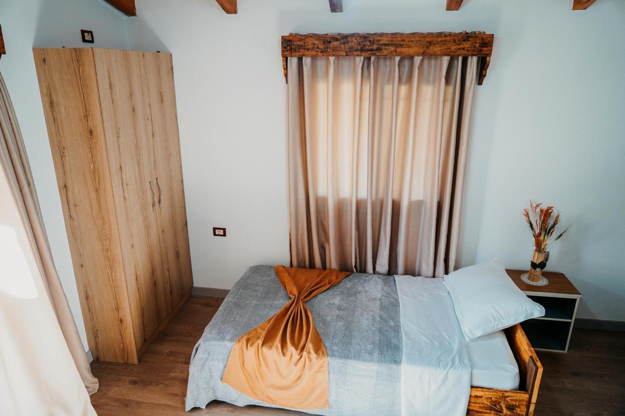 Bujtina Anlu Hotel Nepravishte Luaran gambar