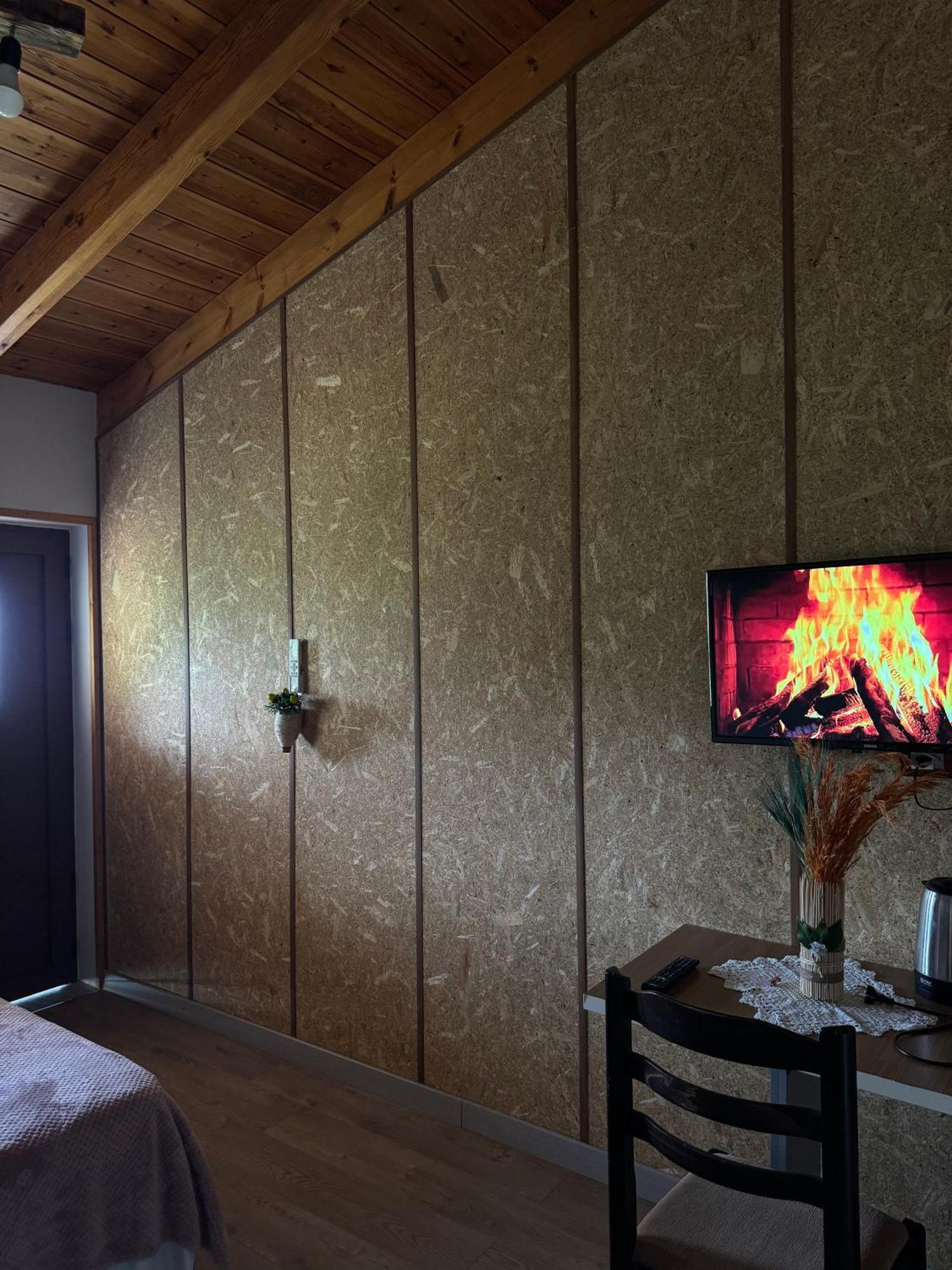 Bujtina Anlu Hotel Nepravishte Luaran gambar